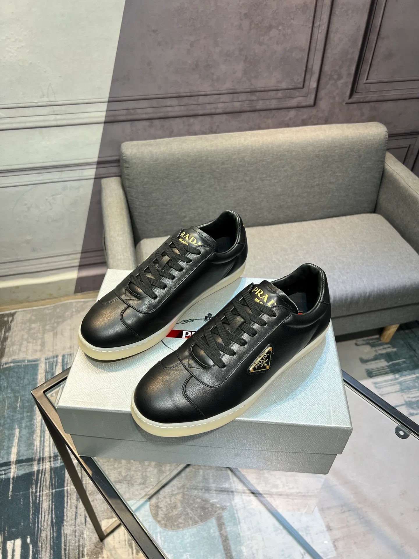 Men's shoes 💰540 [PRADA] Men's shoes are popular in the counter, official website synchronization, 1 high-quality shipment ✔️ Original frosted cowhide + cowhide lining, 1🆚1 replica, original sole, 38-45 (45 customized, non-refundable)